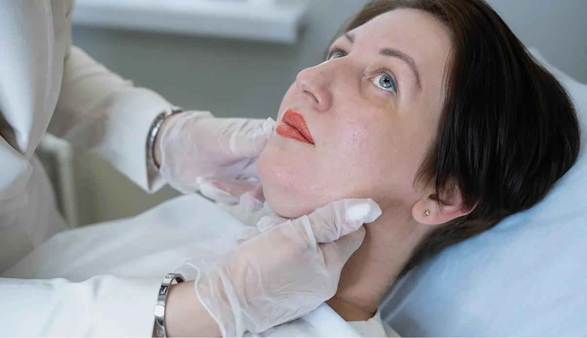 How Sebaceous Hyperplasia Treatment Works